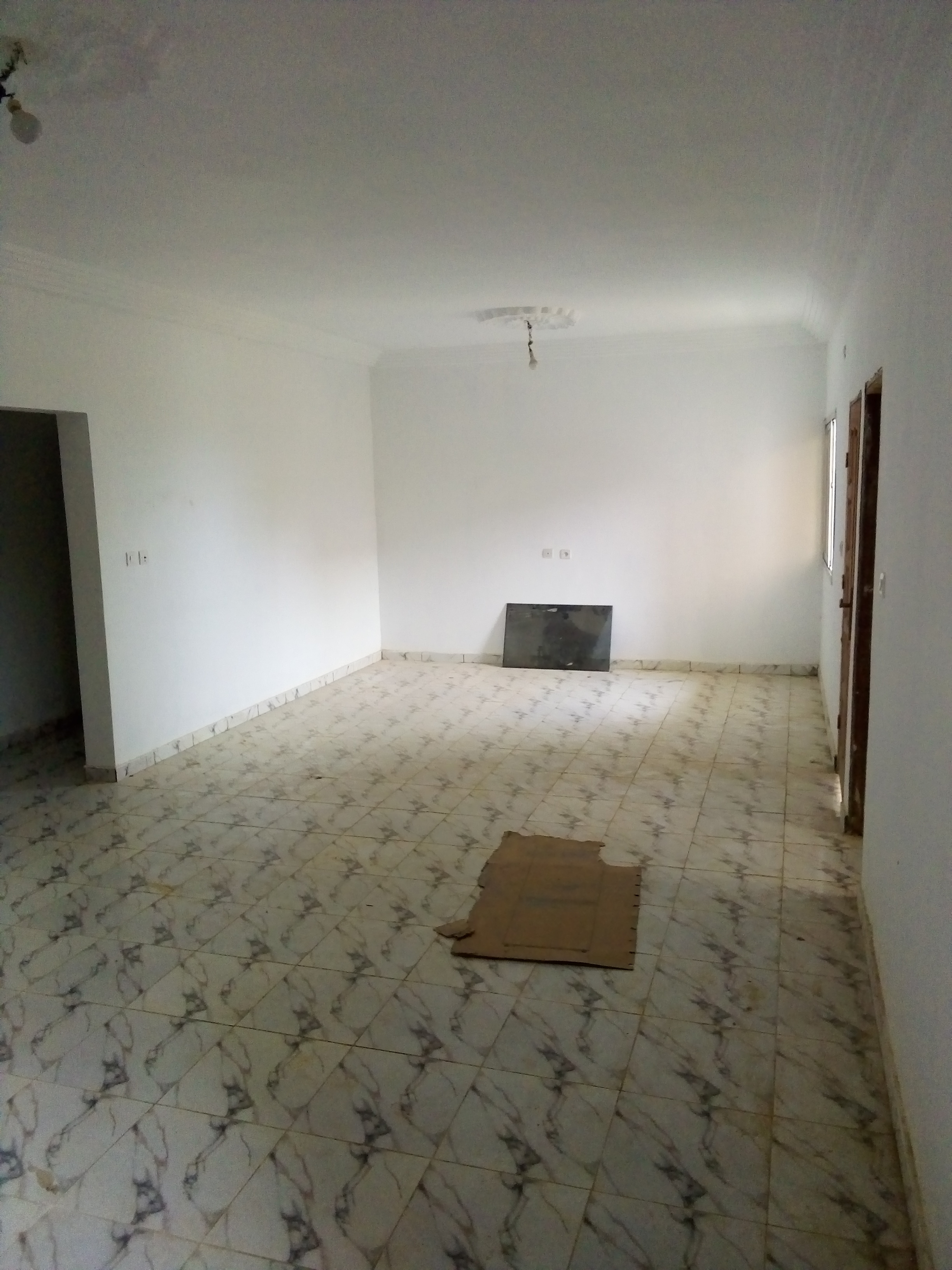 location 3pieces Angers C.g.k. location 3pieces Angers C.g.k.