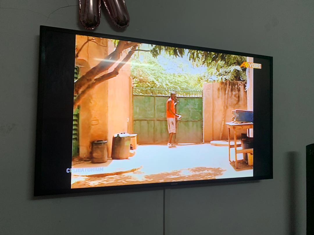 Samsung Smart Seri 6 UA50F6400 50 Pouces