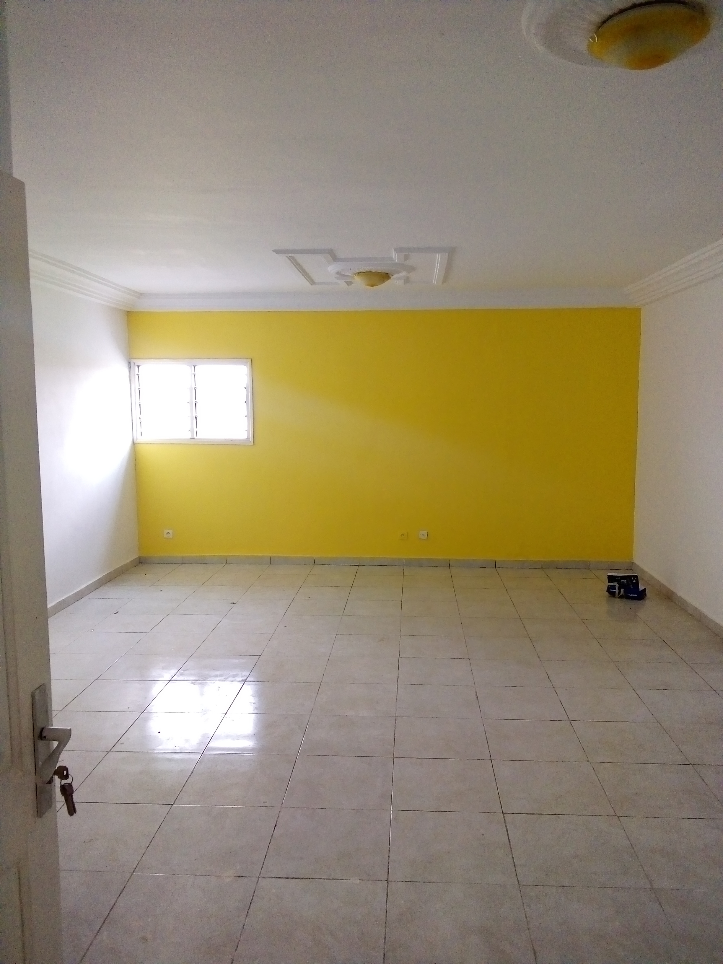 A'LOURE 3pieces à Cocody Riviera plamerais st viateur A'LOURE 3pieces à Cocody Riviera plamerais st viateur