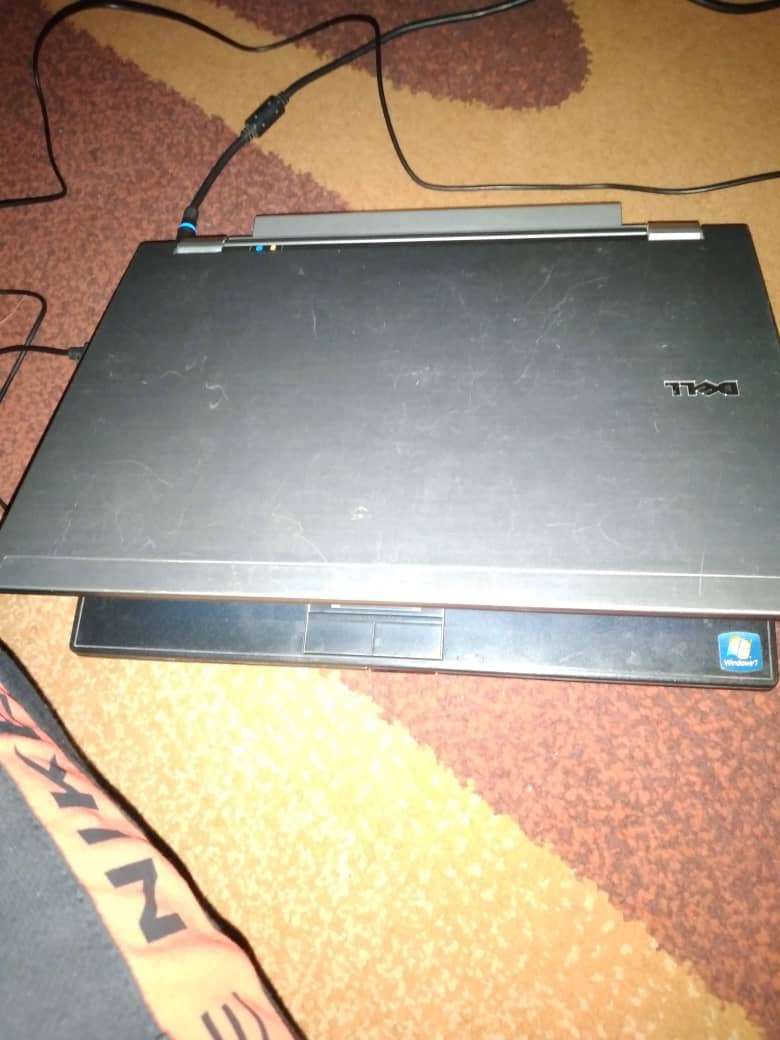 Dell a vendre