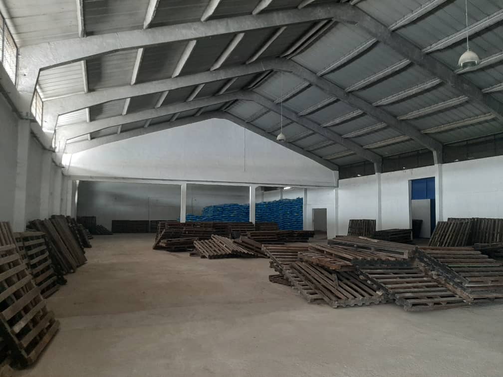 Entrepôts a louer au port d'Abidjan