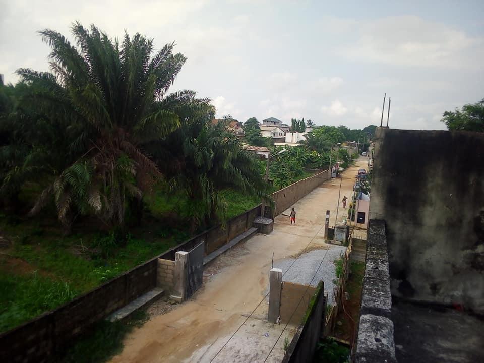 Abidjan Cocody Riviera4 Cité Verdoyante Vente Terrain 7554m2 clôturé