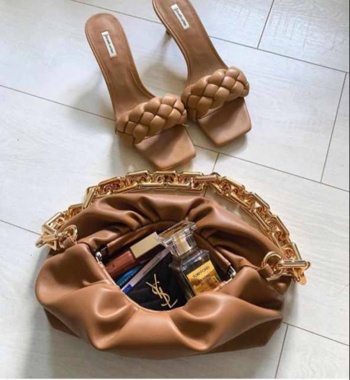 jolie sac et Chossur