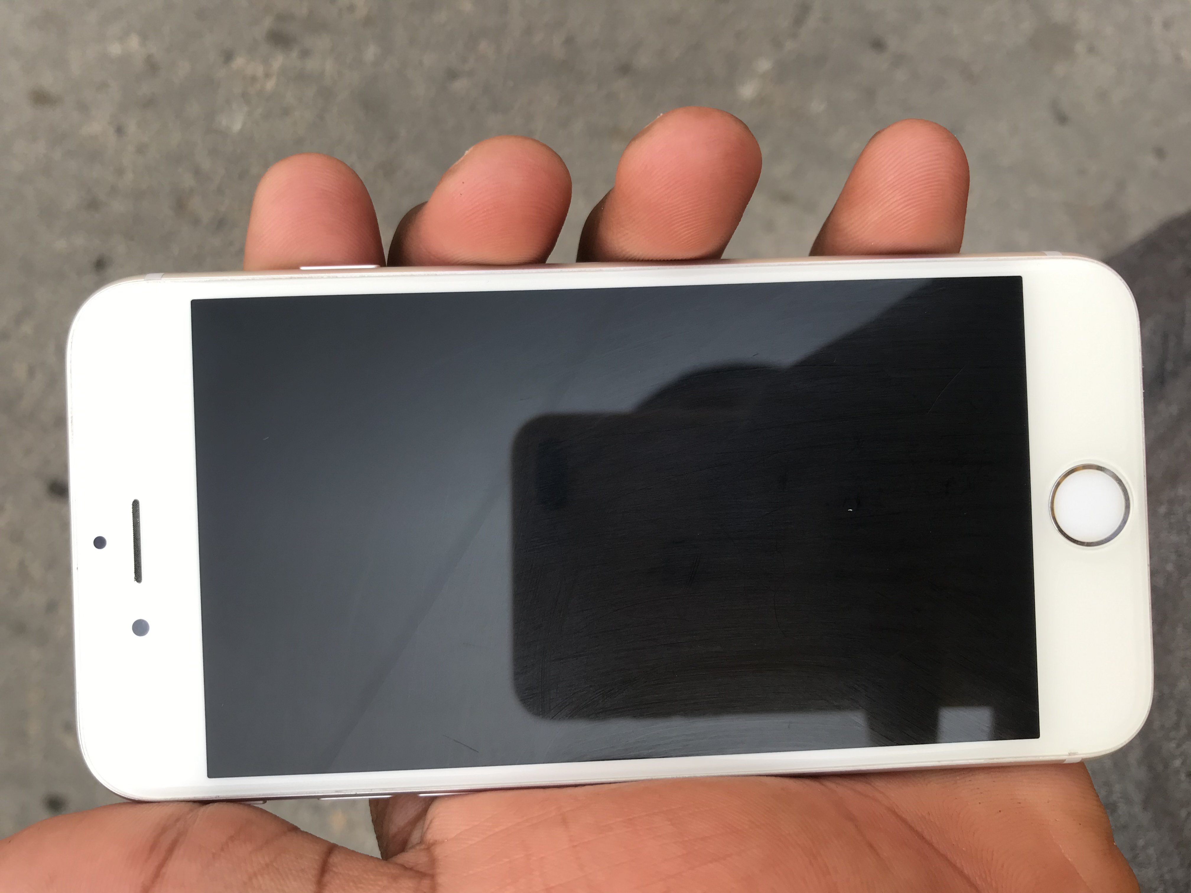 IPhone 6s 64Go venant