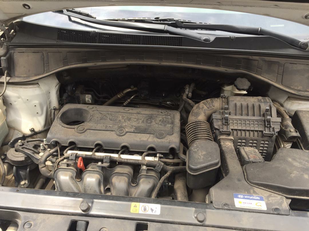 Hyundai santa fe 2016