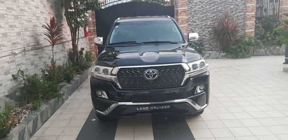 Toyota land cruiser 2019