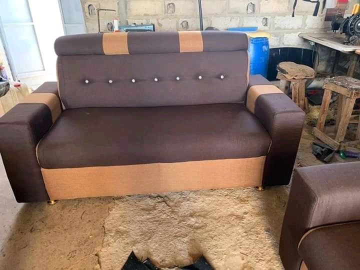 salons et porte Bois rouge