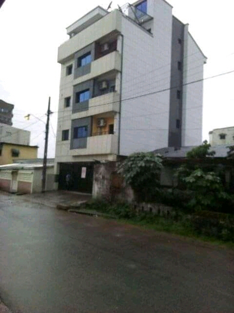 immeuble à vendre à DOUALA Cameroun immeuble à vendre à DOUALA Cameroun