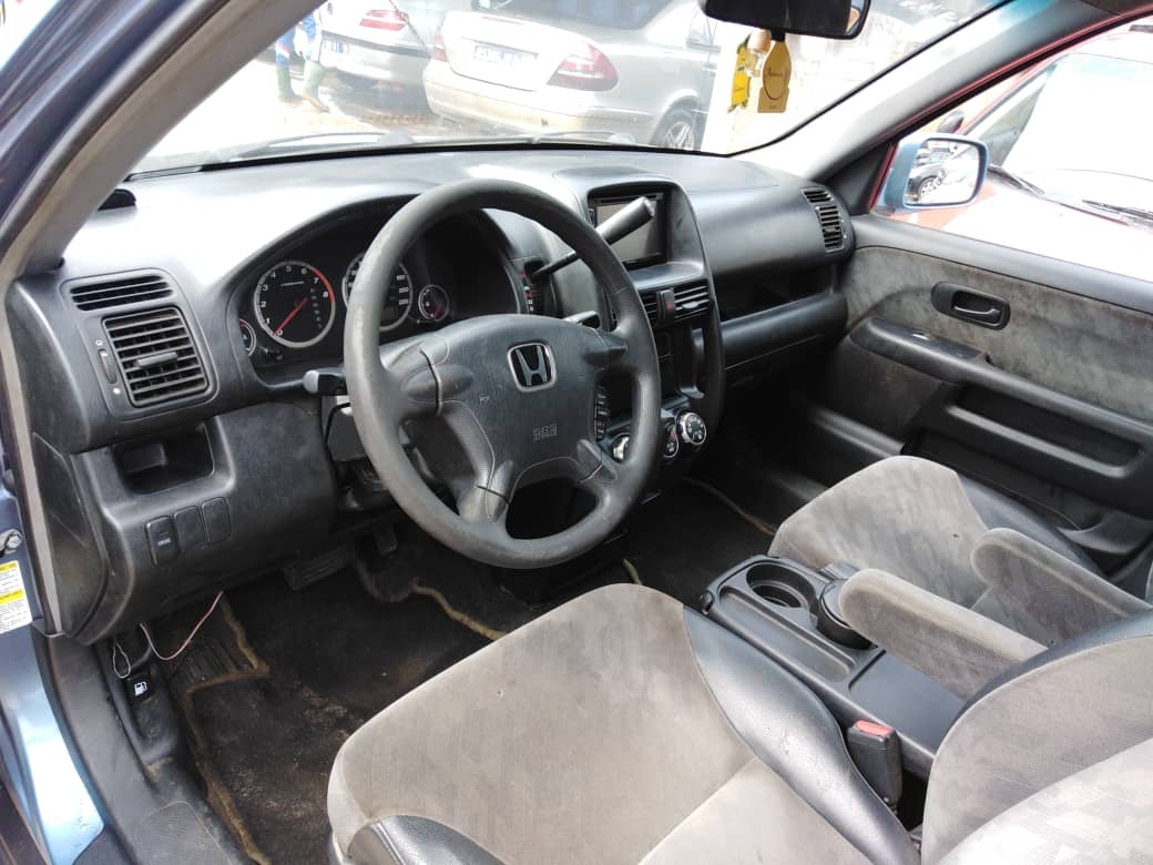 UNE HONDA CRV2 BOITE AUTOMATIQUE