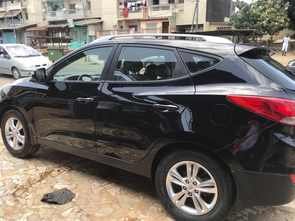 UNE HYUNDAI MODÈLE TUCSUN 2010