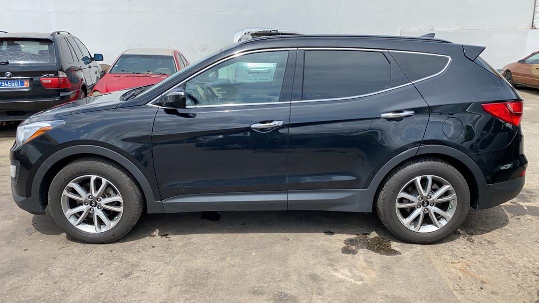 UNE HYUNDAI SANTAFE 2017 BOITE AUTOMATIQUE