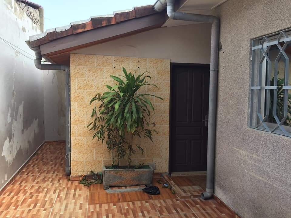 villa basse 4 pieces plus 2 dépendances