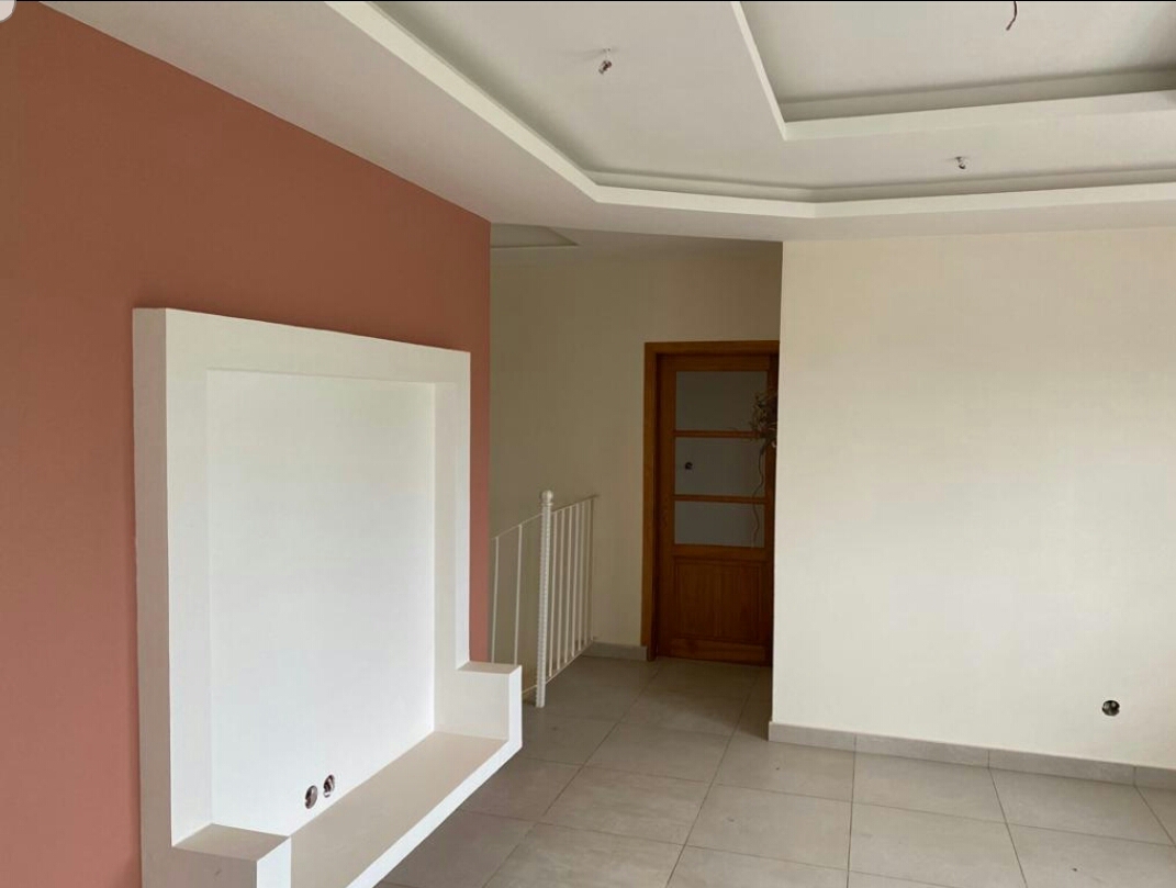 Duplex à  vendre à  DOUALA Cameroun à  Yassa