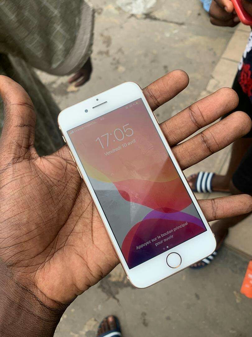 Iphone 8 64gb
