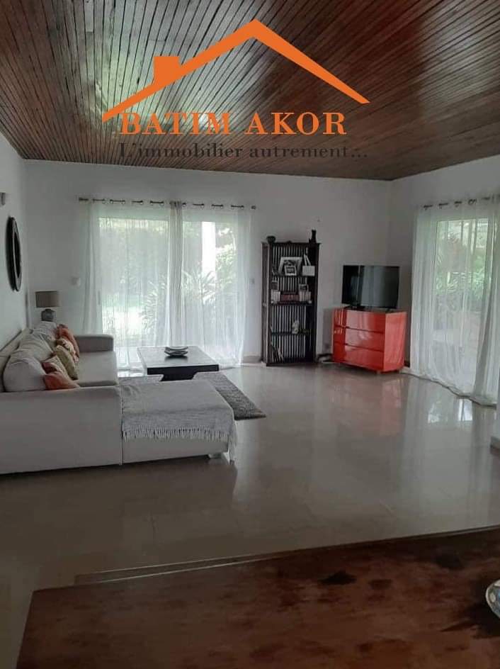 VILLA BASSE 4 PIÈCES EN VENTE VILLA BASSE 4 PIÈCES EN VENTE