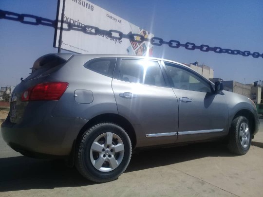Nissan Rogue 2011