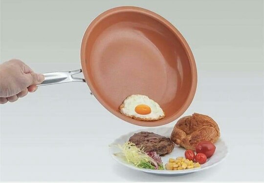 Poêle à frire anti-adhésive