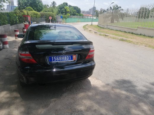 Mercedes-Benz C230 2003