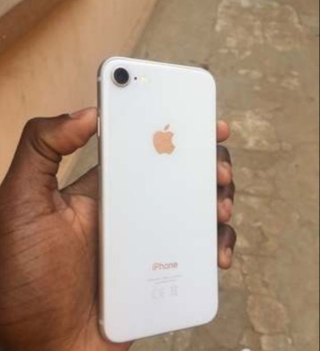 Apple iPhone 8 Simple - 64 Go
