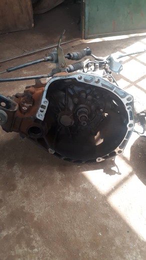 Moteur Yaris + boîte Moteur Yaris + boîte