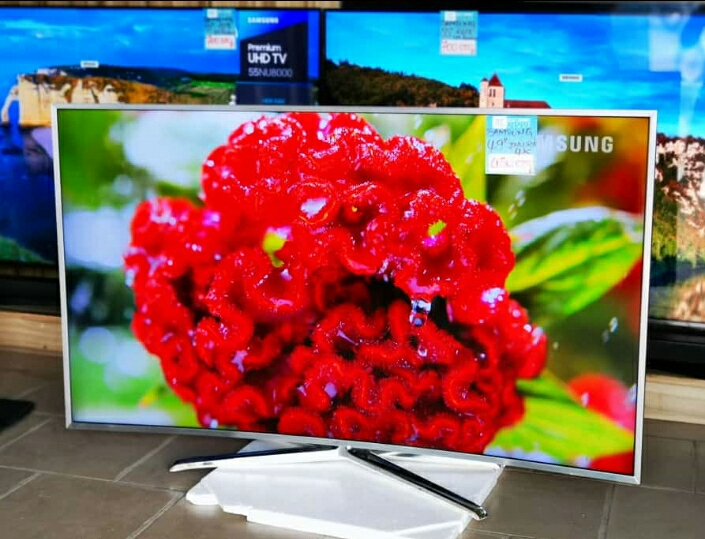 SMART TV SAMSUNG INCURVÉ 49 SMART TV SAMSUNG INCURVÉ 49