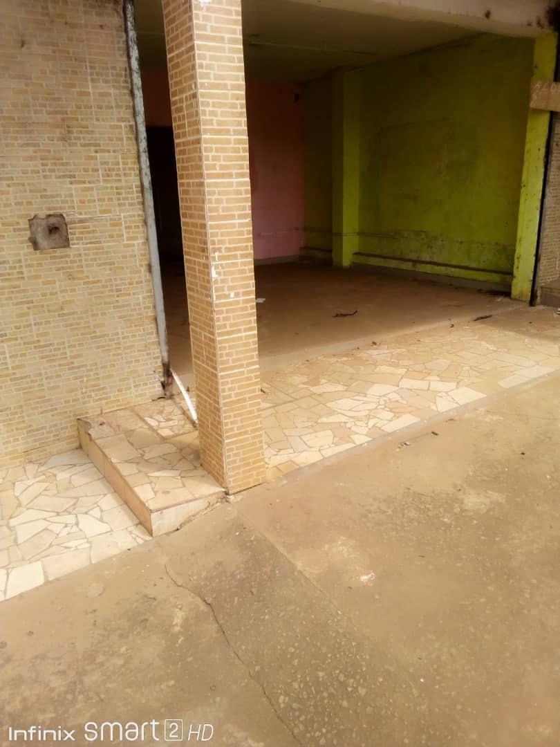 Location bureaux & commerces - Yaoundé Location bureaux & commerces - Yaoundé