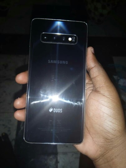 Samsung Galaxy S10