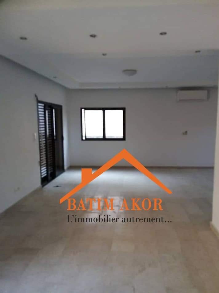 MAGNIFIQUE DUPLEX 5 PIÈCES HAUT STANDING EN LOCATION