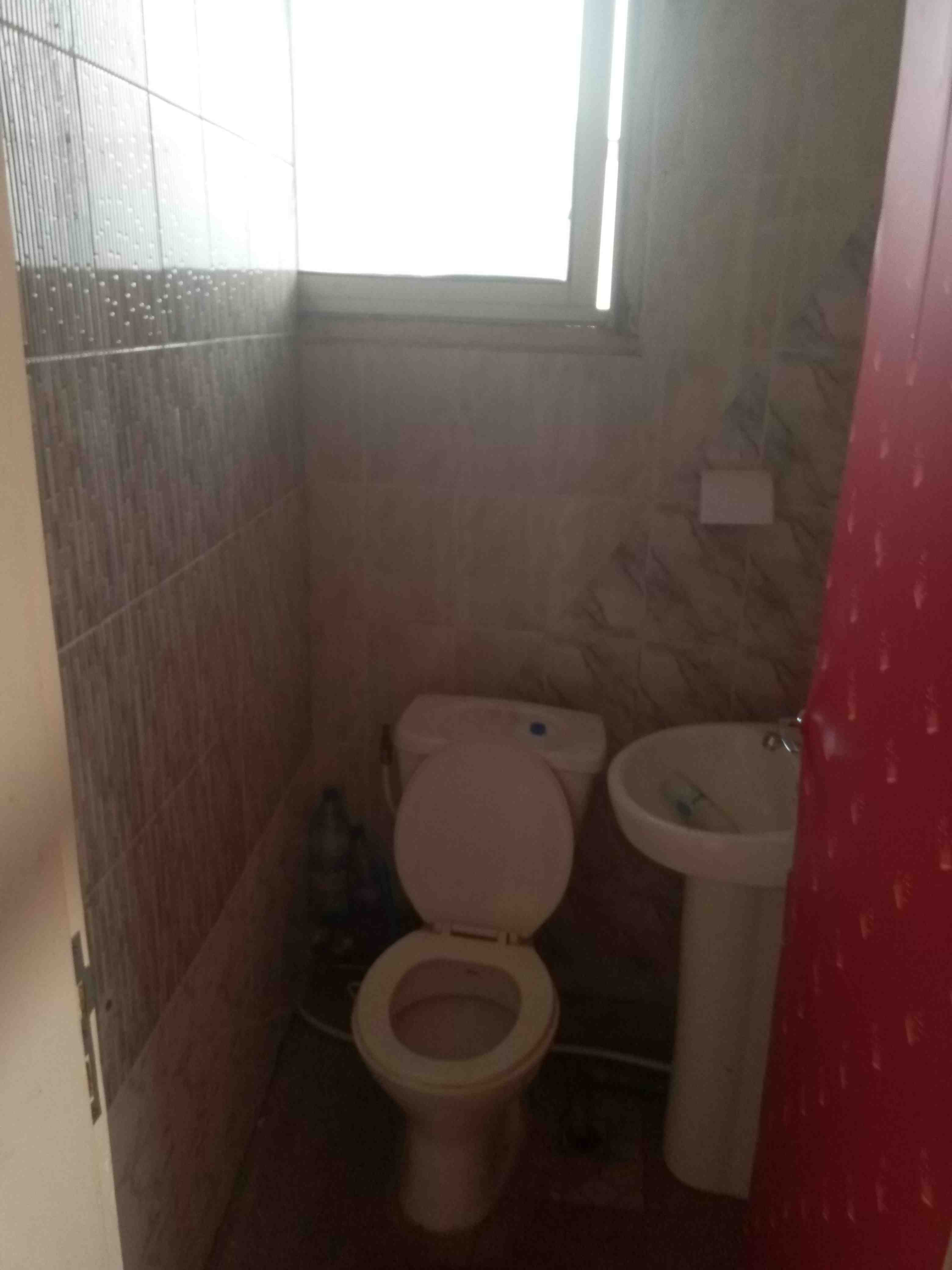 Location bureau 4 pièces - Yaoundé Location bureau 4 pièces - Yaoundé