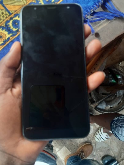 Samsung Galaxy J6 Plus