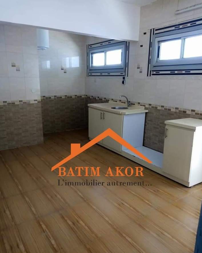 VILLA BASSE 4 PIÈCES HAUT STANDING EN LOCATION