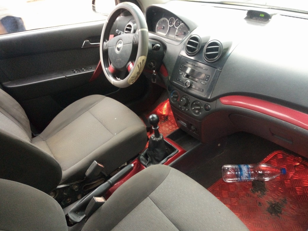 Chevrolet aveo année 2009 essence boîte manuelle ET