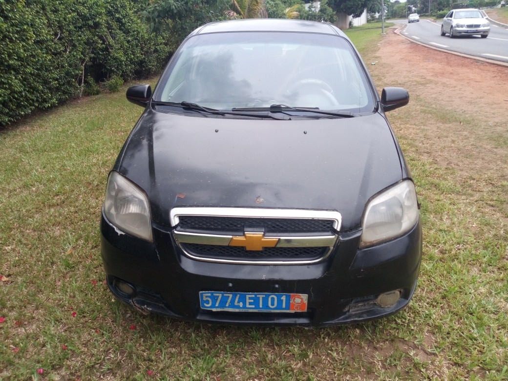 Chevrolet aveo année 2009 essence boîte manuelle ET