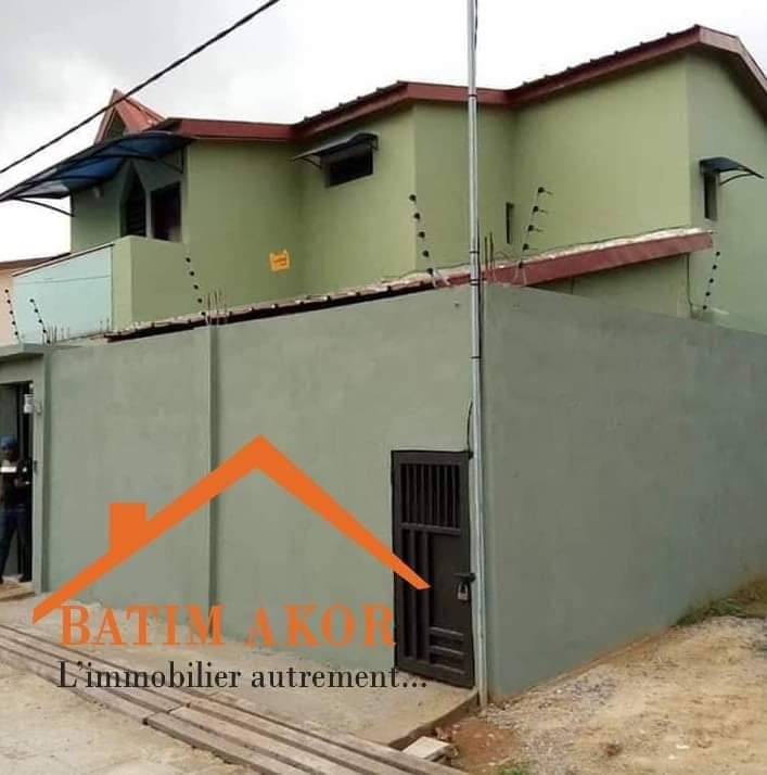 LOCATION D'UN DUPLEX 5 PIÈCES HAUT STANDING LOCATION D'UN DUPLEX 5 PIÈCES HAUT STANDING