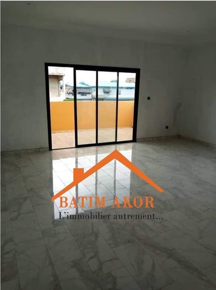 VENTE D'UNE BELLE RÉSIDENCE MEUBLÉE 6 PIÈCES