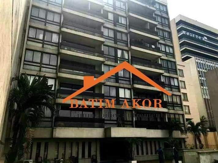 VENTE D UN MAGNIFIQUE IMMEUBLE R+8 VENTE D UN MAGNIFIQUE IMMEUBLE R+8