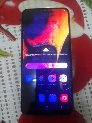 Samsung Galaxy A50