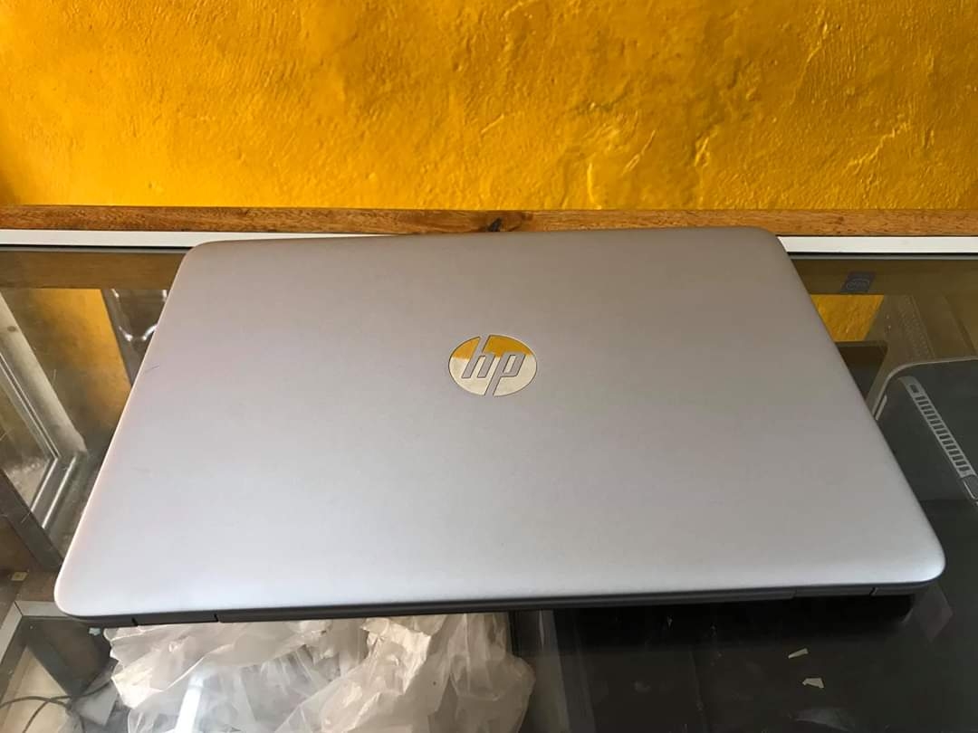 Hp Elitebook 840 G3 Core i5 dis 500GB ram 8GB