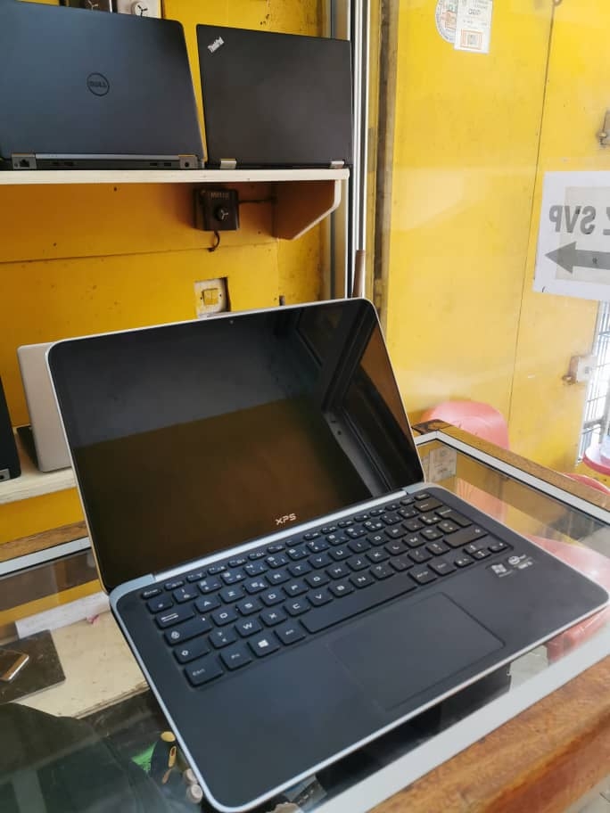 Dell WPS L322X Core i5 Écran 13.pouces Dis 256GB ssd ram 8GB