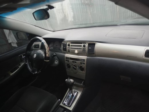 Toyota Corolla  2005