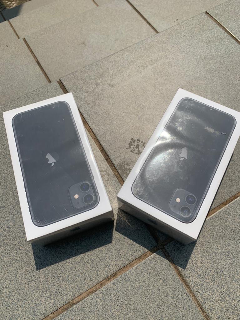 iPhone 11 64go / turbo sim