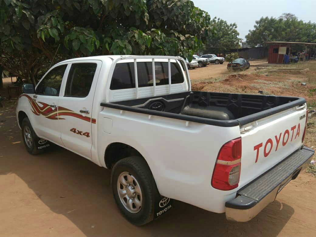 Toyota hilux