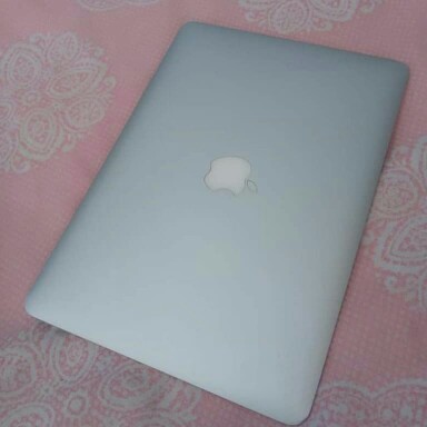 MacBook