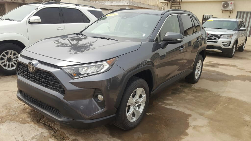 Toyota RAV4 2019. Déjà au port de Lomé