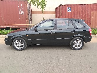 Mazda 323 1999