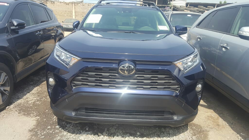 Toyota Rav4 annee 2019. Deja au port de Lome