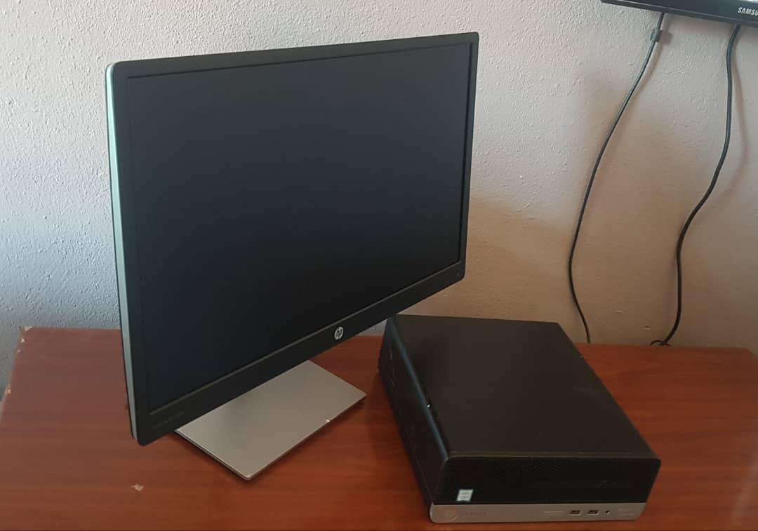 PC HP ProDesk 400 G4 SFF  6ème génération intel Core i5-6600 CPU  3.30GHz 3312 MHz