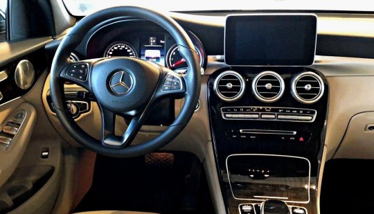 Mercedes-Benz Glc300 2018