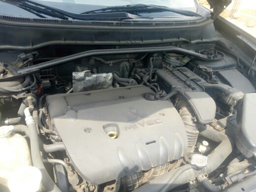 Mitsubishi Outlander 2008