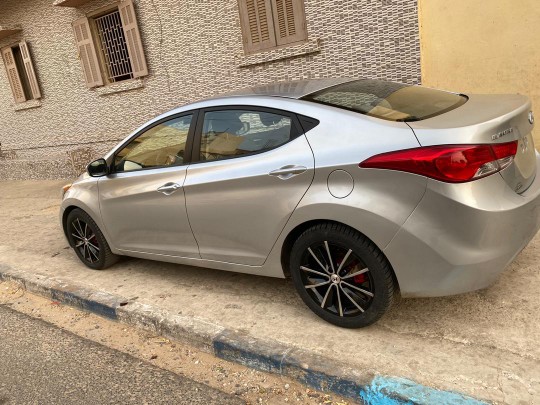 Hyundai Elantra 2013